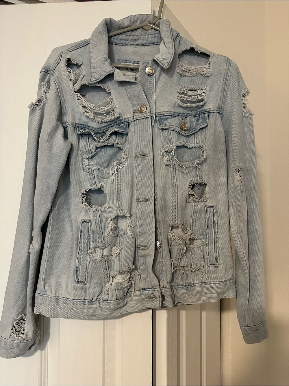 Light Wash Distressed Denim Jacket - size small Women